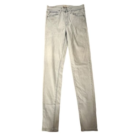 Levi's Denim - Levi’s ~ Women’s light wash Mile High Super Skinny Jeans ~ size 28/32